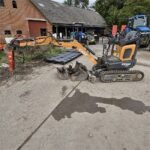 Case CX14 D avec Marteau hydraulique et 4 godets – Image 11