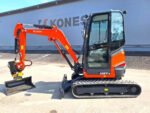 Kubota U27-4 demo + Engcon + 3 godets – Image 2