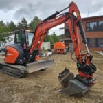 Kubota U56-5 + Rototilt + 3 godets