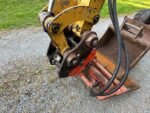Caterpillar 302.5C avec 3 godets – Image 13