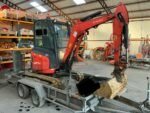 Kubota U27-4 avec remorque et accessoire – Image 4