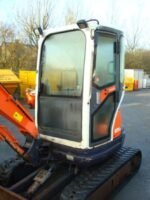 Kubota U25-3 avec accessoire – Image 3