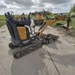 Case CX14 D avec Marteau hydraulique et 4 godets