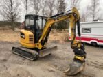 Caterpillar 302.7D avec accessoire + Remorque – Image 7