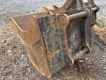 Caterpillar 303.5E CR et 4 Godets – Image 8