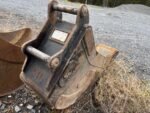 Caterpillar 303.5E CR et 4 Godets – Image 5