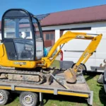 Jcb 8018 CTS avec Accessoires et remorque