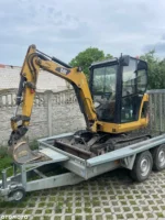 Caterpillar 301.8C – Remorque