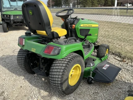 Tondeuse autoportée JOHN DEERE X750 (2019)